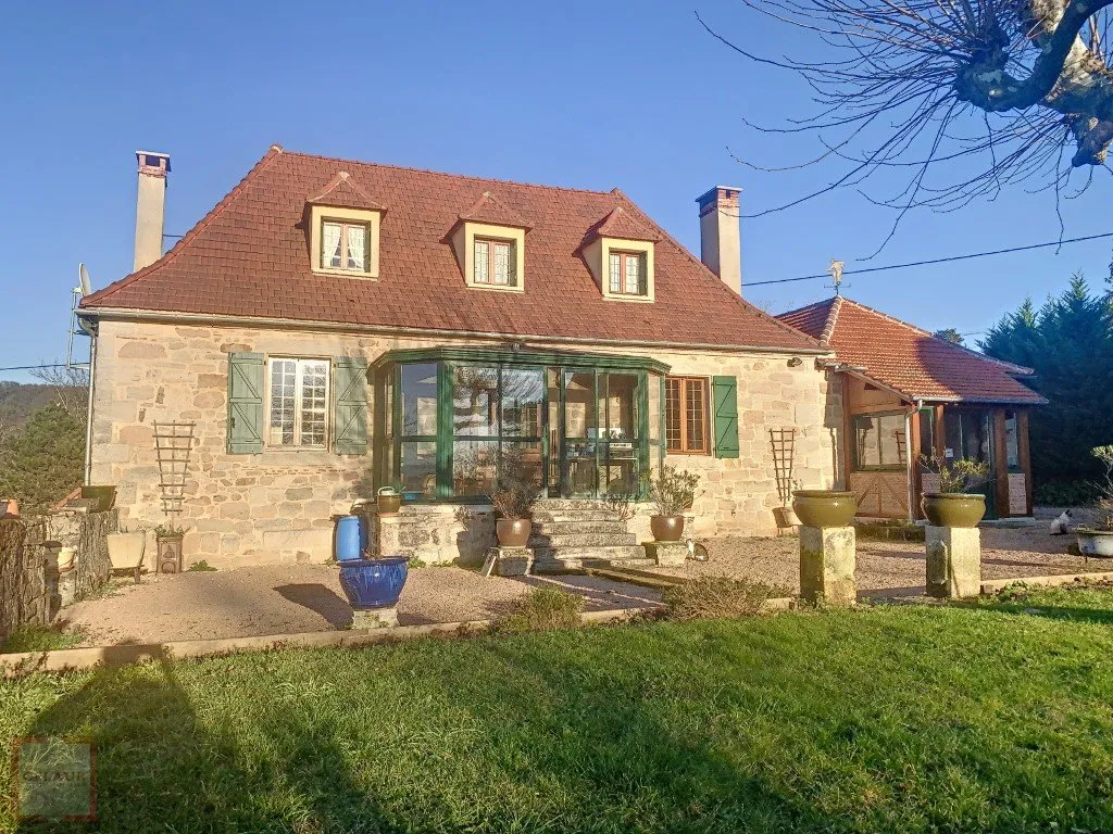 Maison en pierre, vente en viager occupé