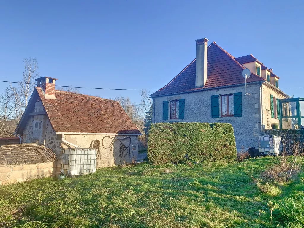 Maison en pierre, vente en viager occupé
