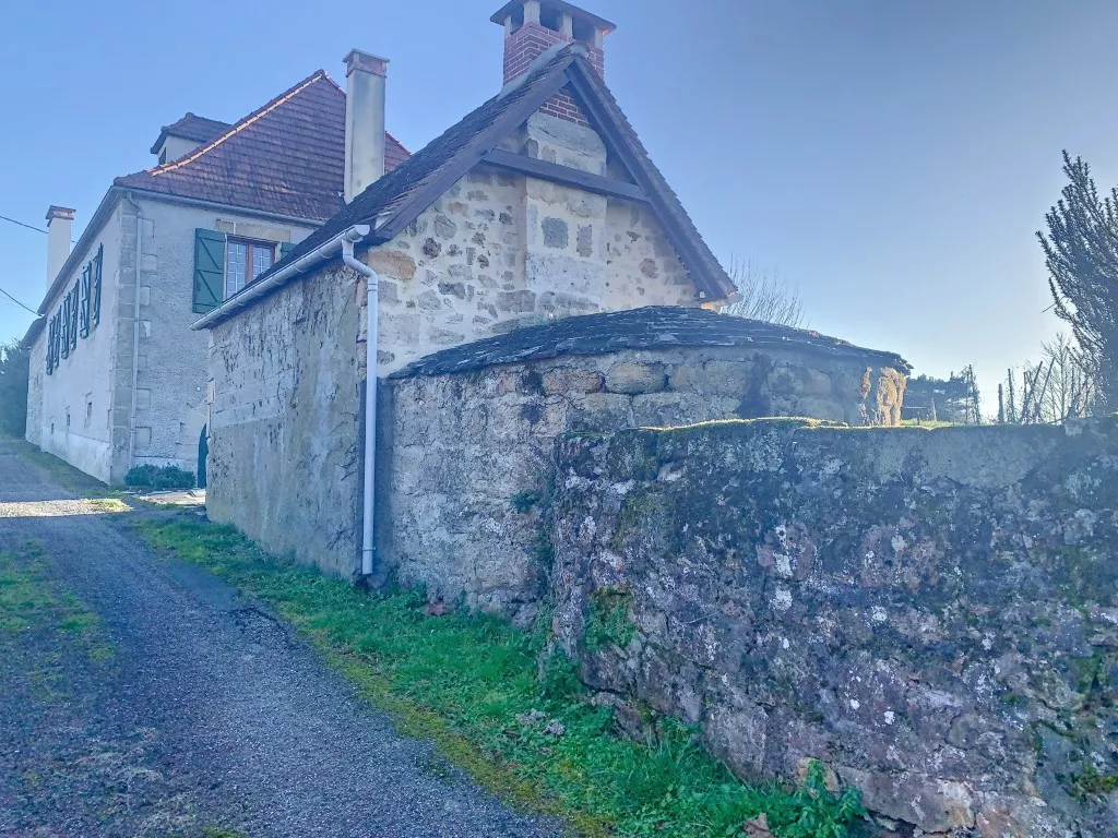 Maison en pierre, vente en viager occupé