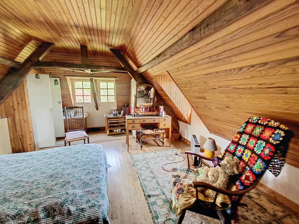 MAISON ET GITE SUR 5783 M²