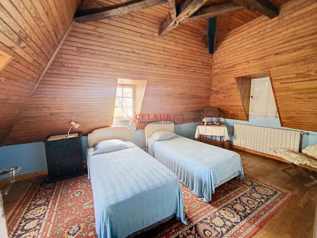 MAISON ET GITE SUR 5783 M²