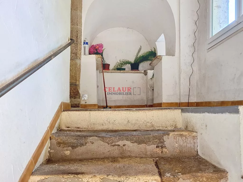 maison de bourg en pierre (sans jardin)