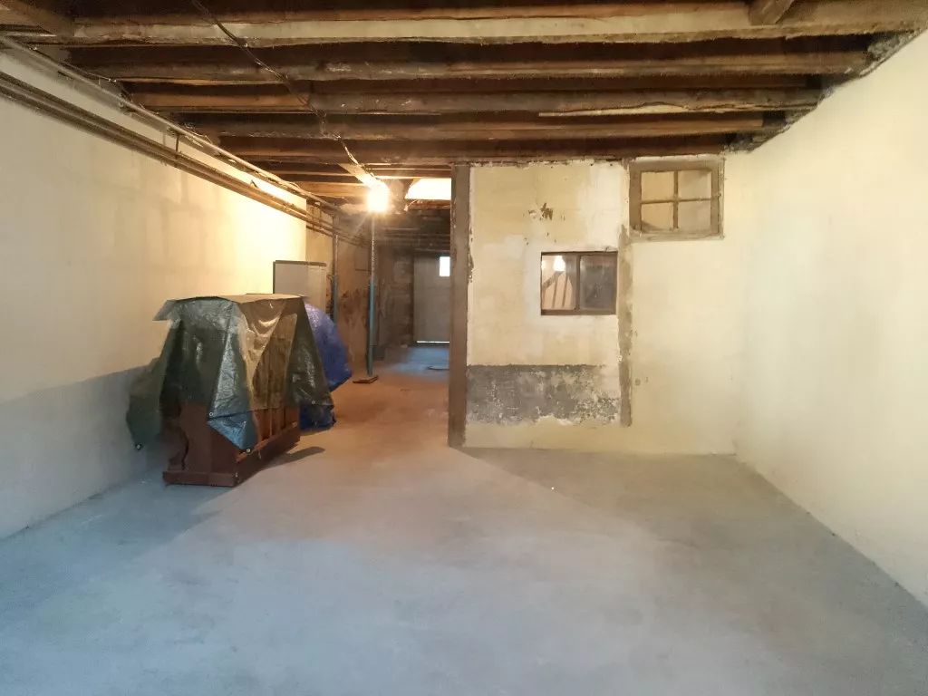 IMMEUBLE ENTIER A RENOVER