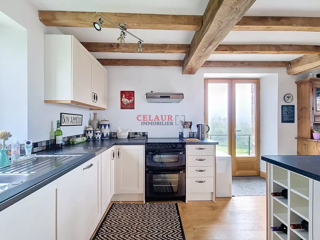 maison de caractère avec vue imprenable sur la vallée de la Dordogne