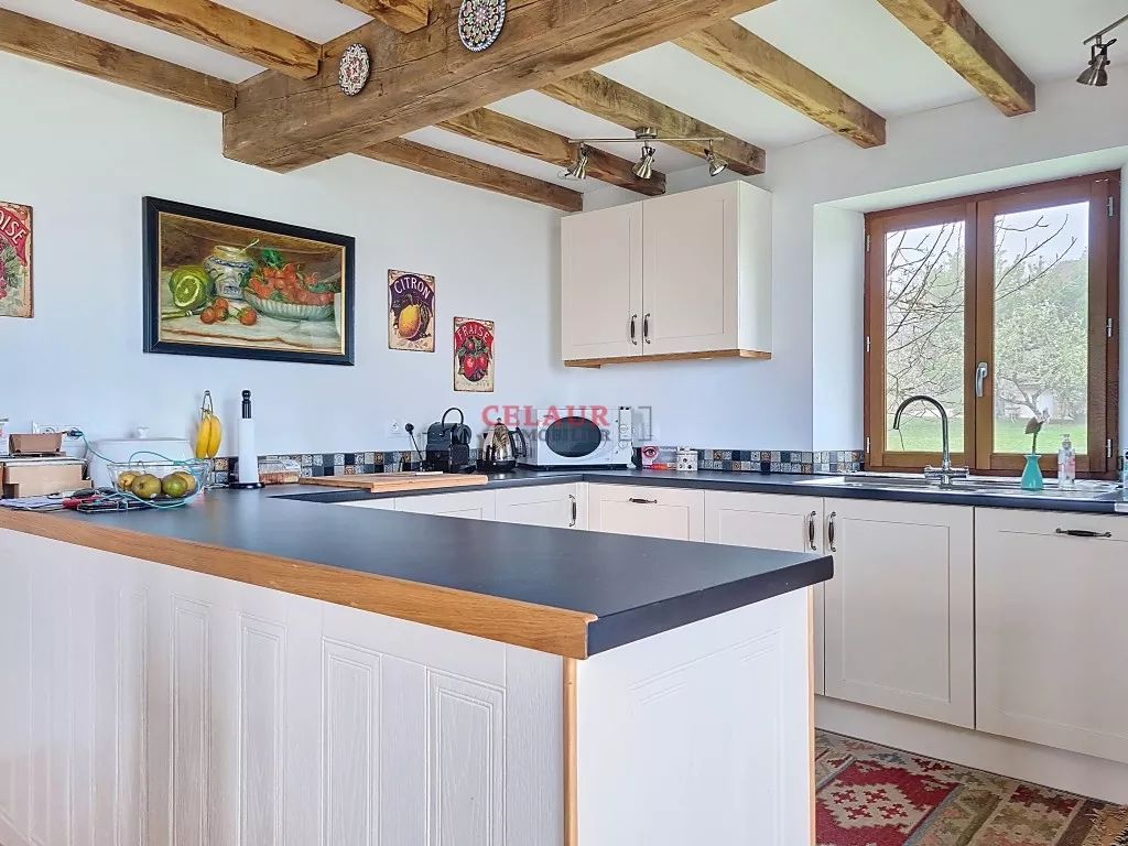 maison de caractère avec vue imprenable sur la vallée de la Dordogne