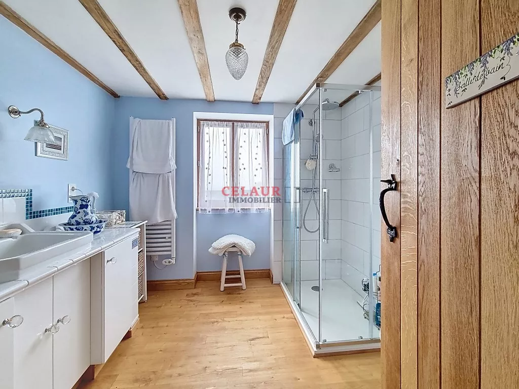 maison de caractère avec vue imprenable sur la vallée de la Dordogne