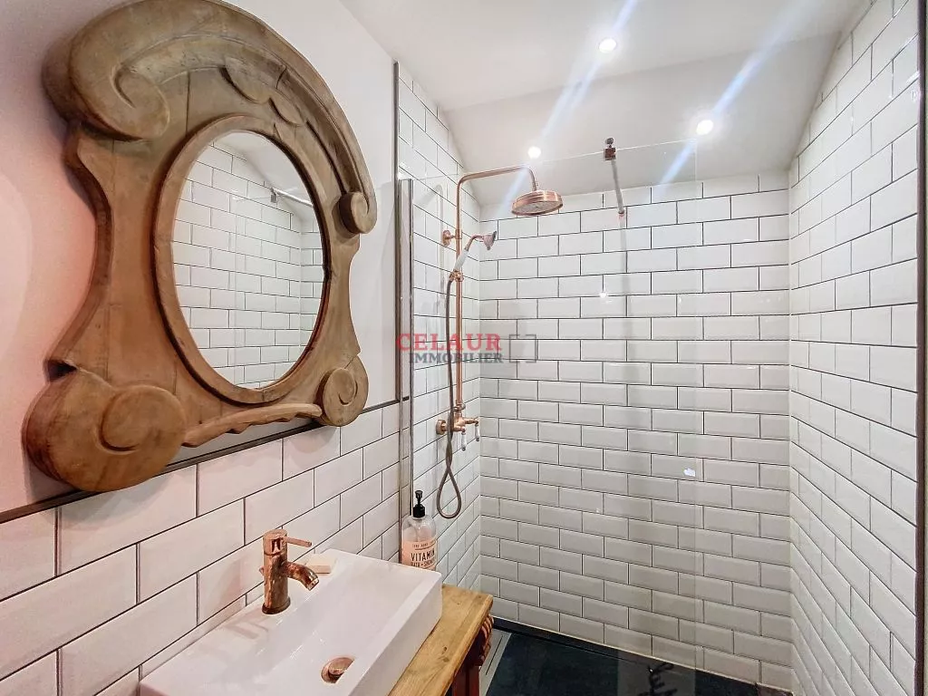 PRETTY VILLAGE HOUSE 10 MINUTES FROM SHOPS - Dupli