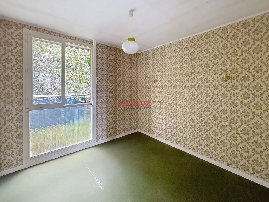 PAVILLON A RENOVER PROCHE COMMERCES