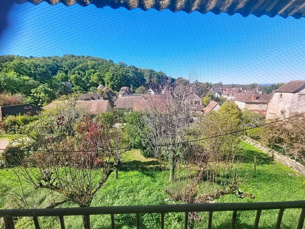 Maison de caractère  en pierre à rénover