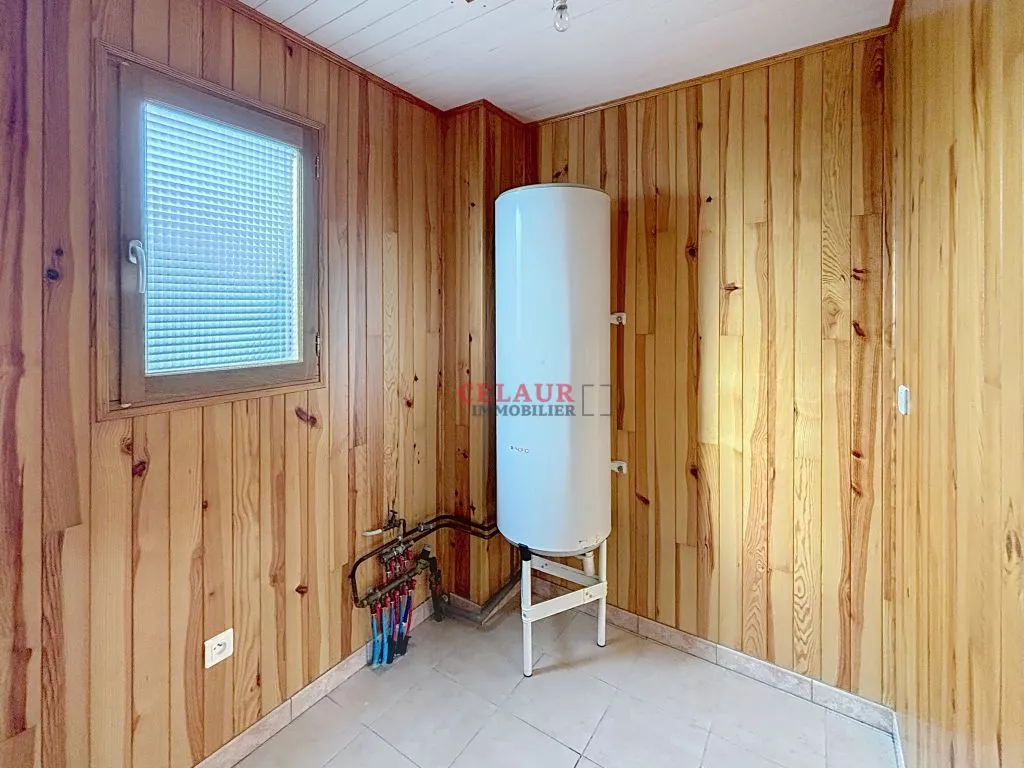 PLAIN PIED A OSSATURE BOIS SUR 1566 M² DE TERRAIN