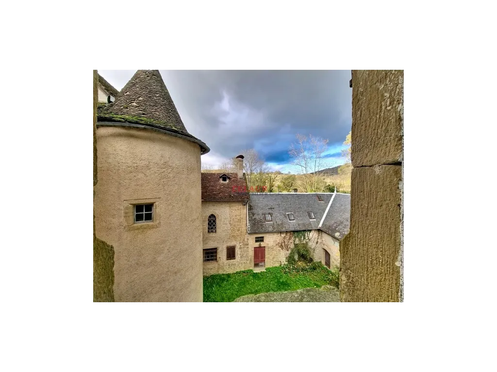 CHATEAU DU XVIIIEME SIECLE SECTEUR SAINT CERE