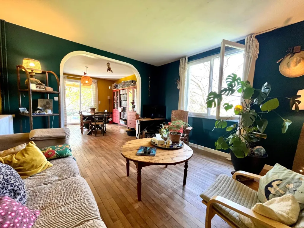 MAISON INVIDIDUELLE AU CALME PROCHE DORDOGNE A PIED