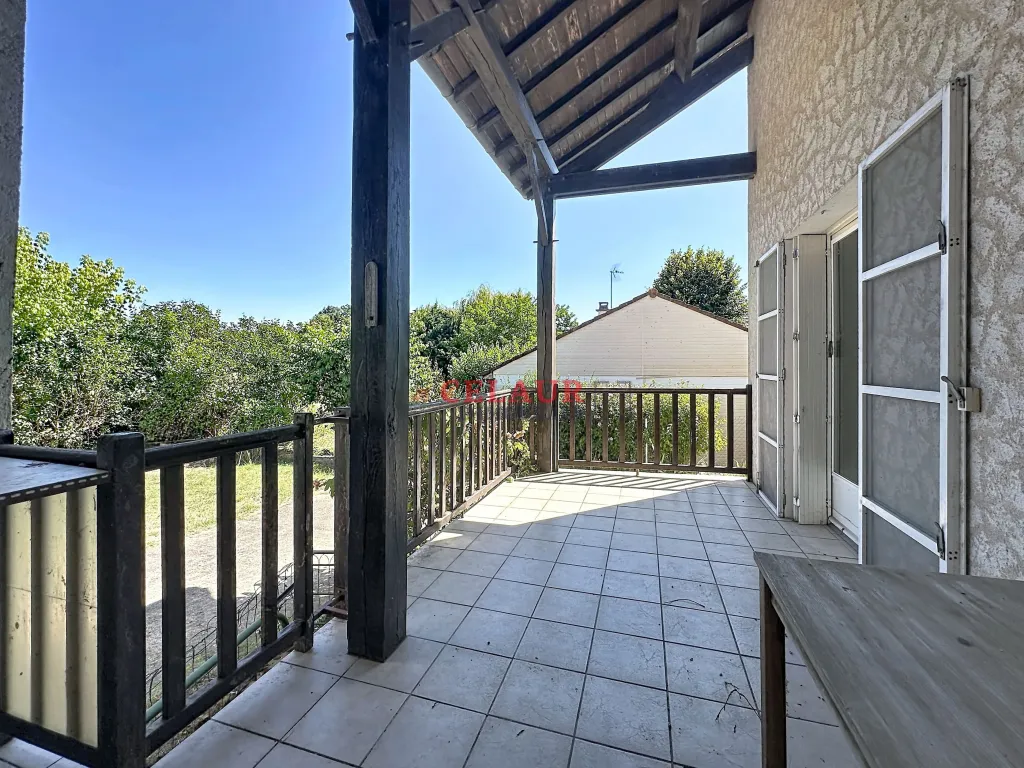 LARGE SINGLE-STOREY HOUSE - Dupli - Dupli
