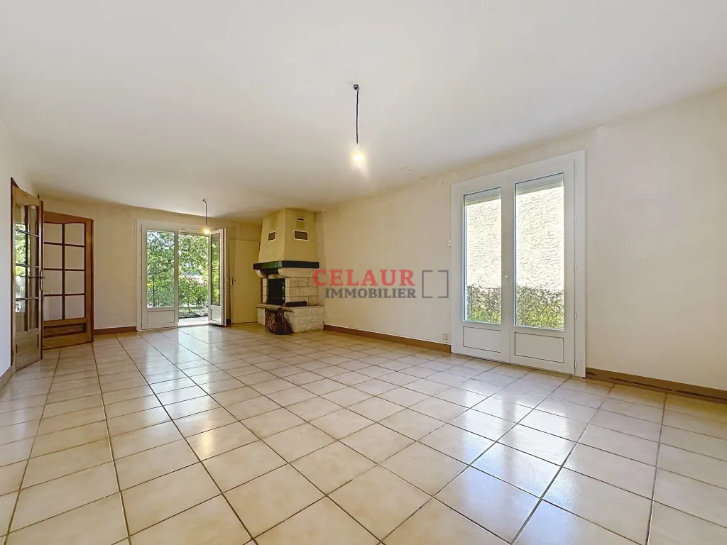LARGE SINGLE-STOREY HOUSE - Dupli - Dupli