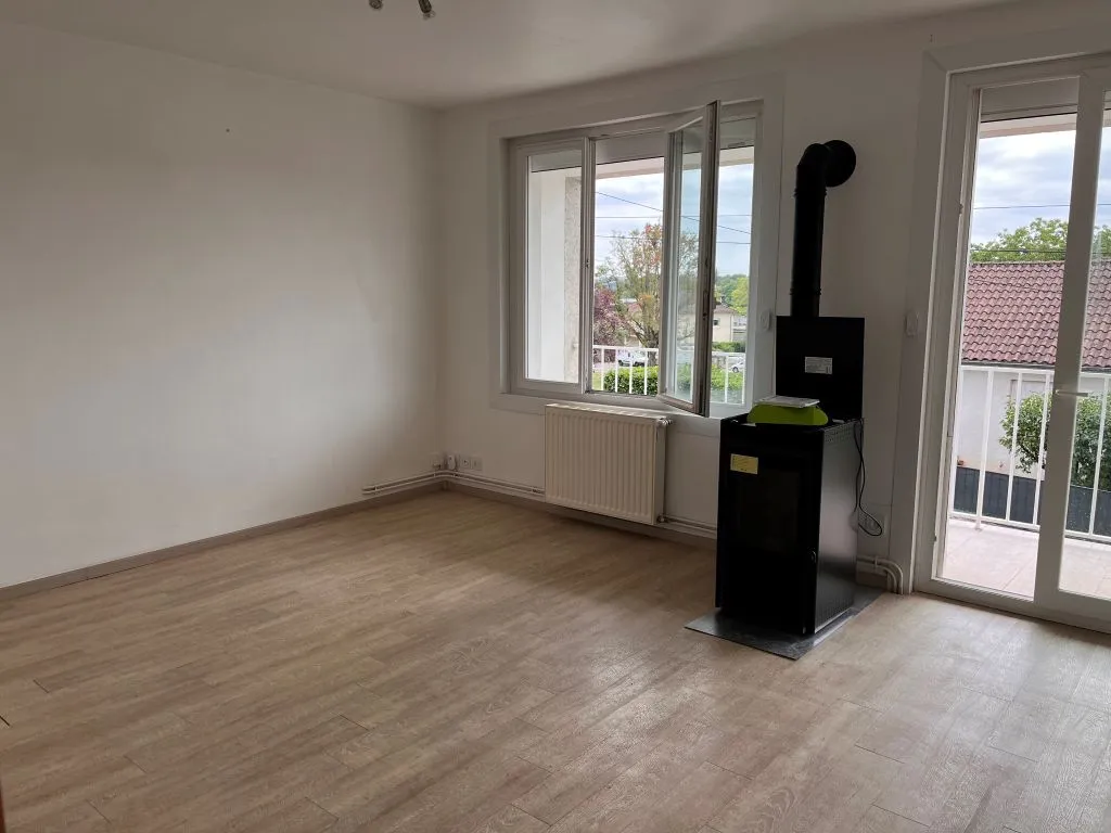 Appartement avec jardin et balcon - secteur calme Gramat
